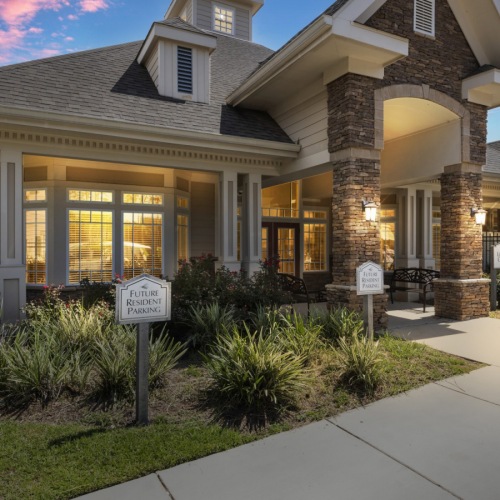 Leasing Office Leasing Office